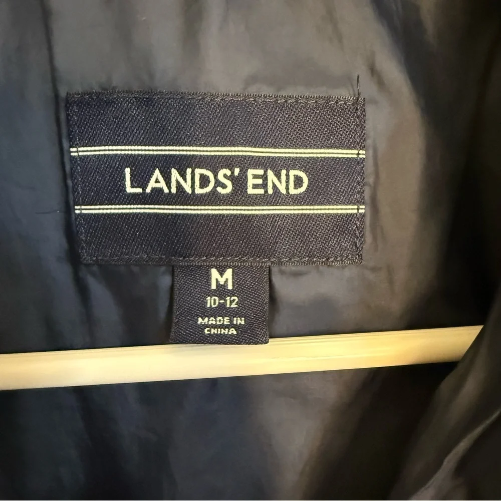 Lands' End Navy Blue womans M lightweight quilted vest side pockets layering‎